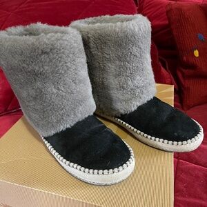Ugg Black Kestrel Boots